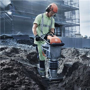 Pilonneuse Thermique moteur Honda GRX120 4 temps